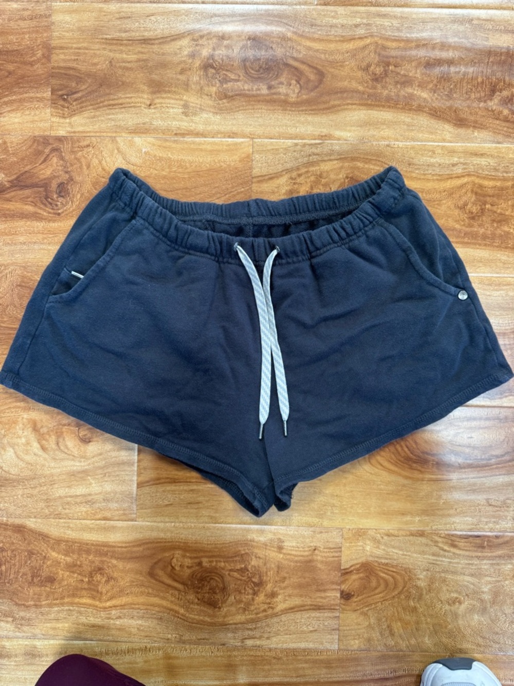 Vuori Shorts